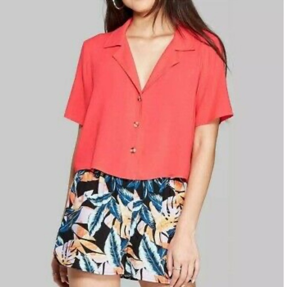 wild fable Tops - Wild Fable Short Sleeve Button Down Camp Shirt